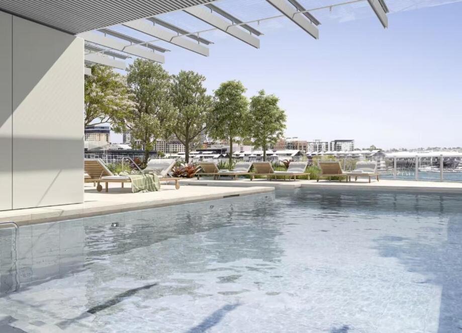 Spacious Barangaroo 2 Bedroom 2 Bathroom Luxury Waterfront Views